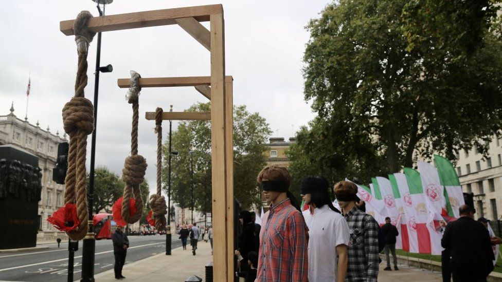 Irani ekzekuton protestuesin e parë të dënuar me vdekje